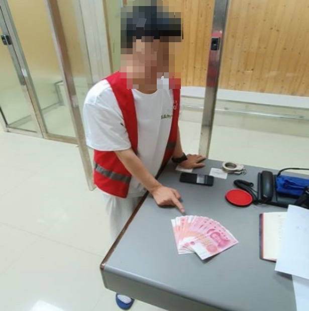 衢州警察8小时神速破案！外地游客被盗财物能追回？厉害了  第3张