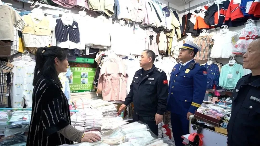 消防安全隐患排查！丹东老城区传统商圈如何筑牢安全防线？  第2张