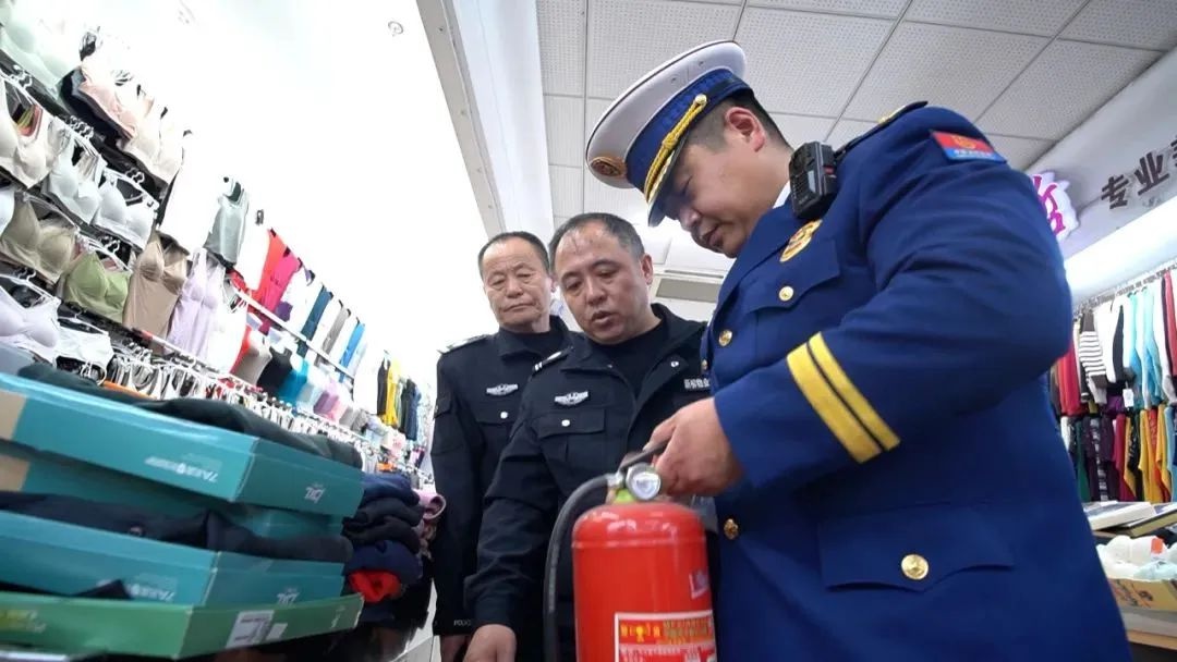 消防安全隐患排查！丹东老城区传统商圈如何筑牢安全防线？  第3张