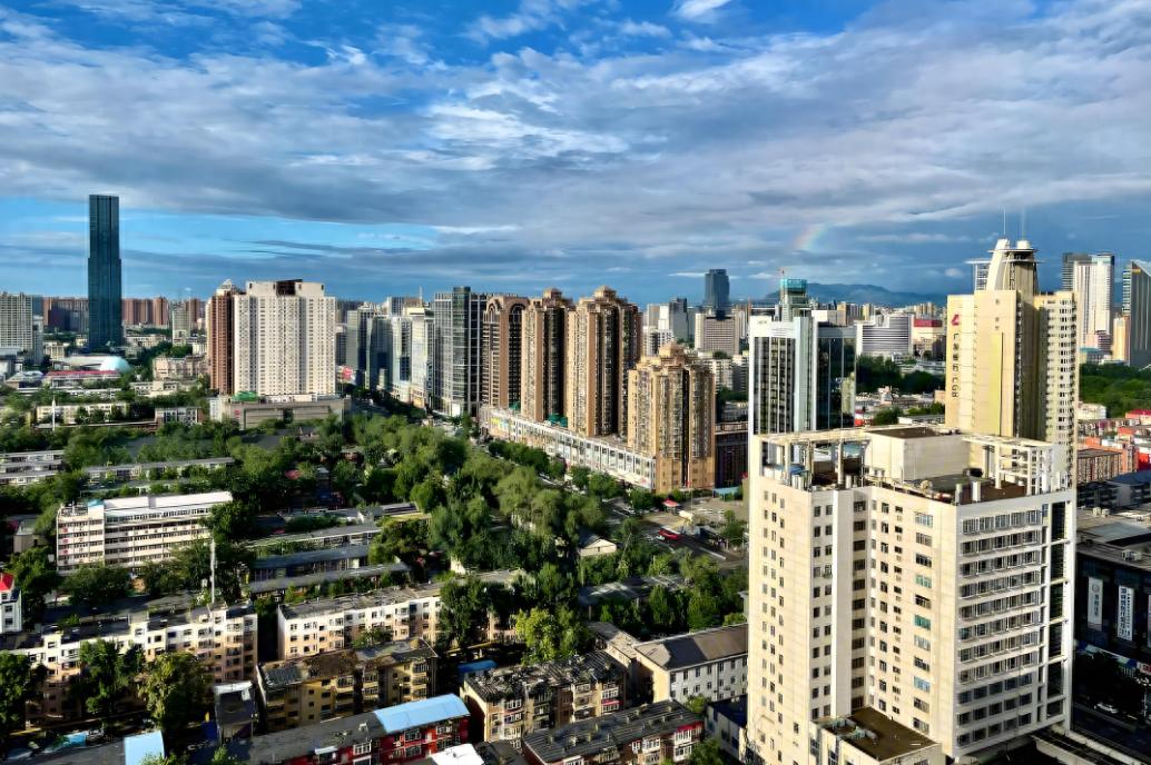 气温迅速回升最高达 25.1℃！未来三天天气如何？周末快出门感受