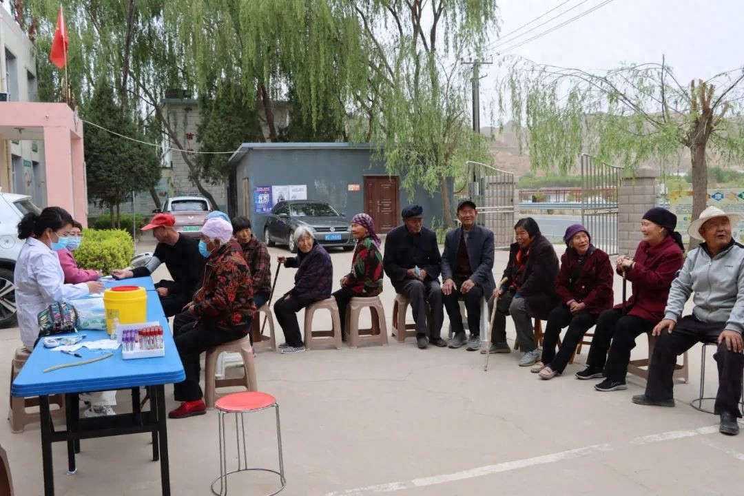 白银区全力推进基层首诊制度，看病医触即达？这是如何做到的