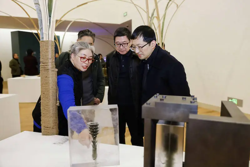 2025杭州国际当代玻璃艺术展：真实与虚幻的双重世界，你准备好探索了吗？  第3张