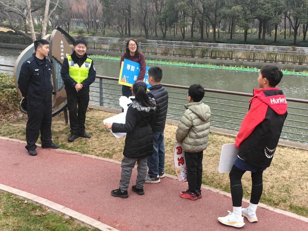 寒假里，蒲汇塘畔的‘亲清之路’如何让青少年收获满满？