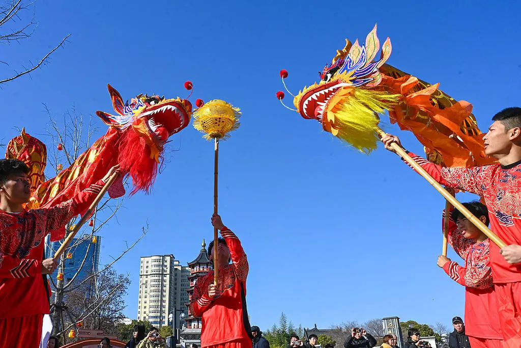 2025元宵节狂欢倒计时！舞龙、舞狮、高跷，你准备好迎接这场非遗盛宴了吗？  第8张