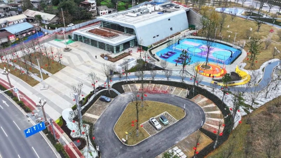 名山区猪市坝体育公园即将开放，6000万打造的健身天堂你期待吗？