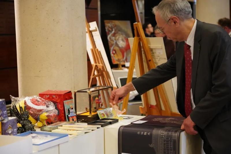 南海文创携手悟空来了XR全球巡展，为何能在巴黎卢浮宫掀起中国风潮？  第2张