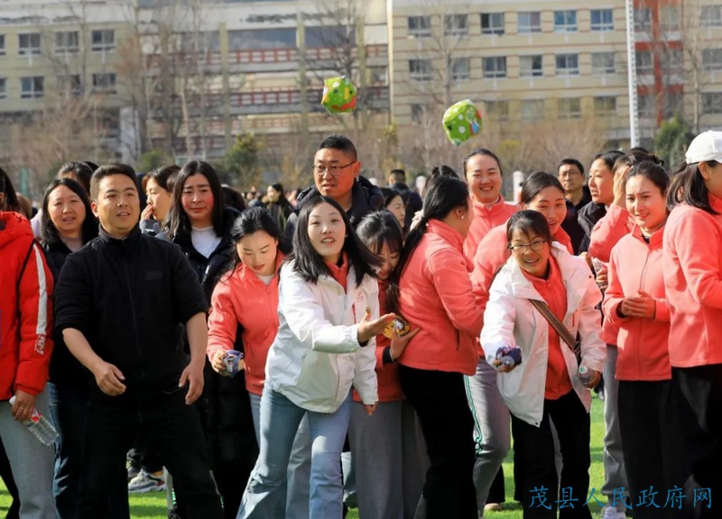 茂县妇女节趣味运动会：500余名女性如何展现新时代风采与活力？  第2张