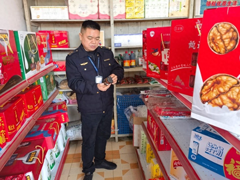 三穗县如何保障校园周边食品安全？这200份承诺书告诉你  第1张