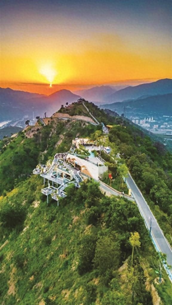 东华山公园：从脏乱差到绿意盎然，市民为何纷纷绕路也要来？