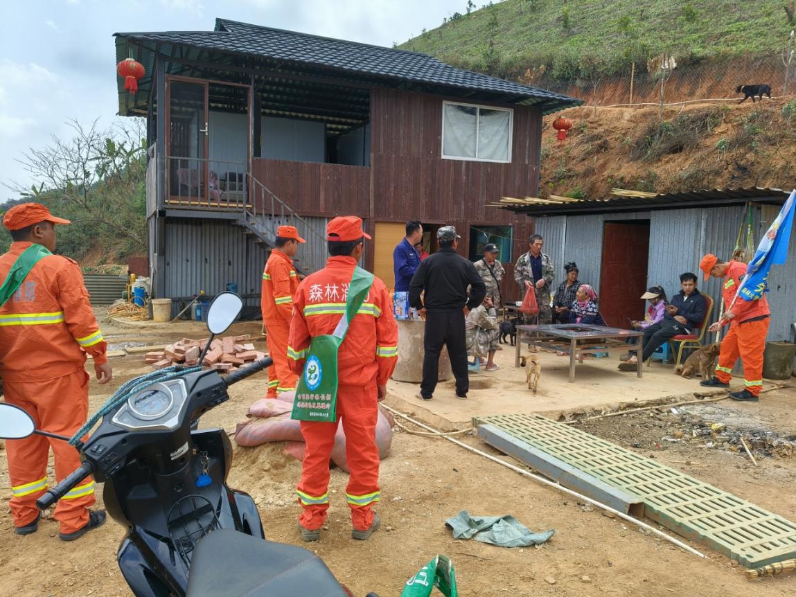 纳板河保护区33个村寨如何严防森林火灾？这个节日安全防线不容忽视  第4张