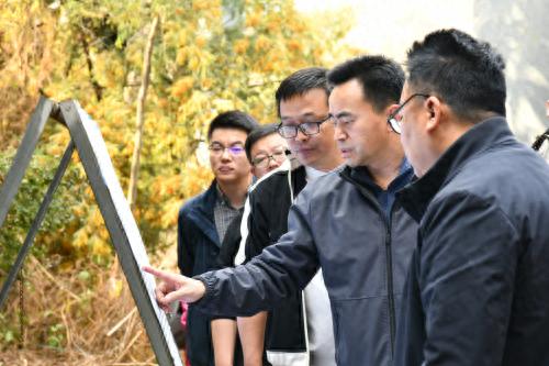 区委书记陈江亲临现场，昆明重点项目进展如何？  第1张