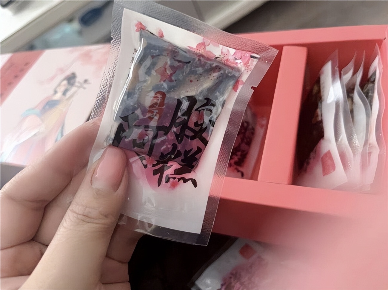 阿胶糕的神奇功效，一天吃几块才能效果爆表？  第5张