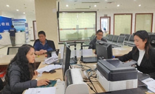下班也能办业务？兴仁市政务服务中心推出延时服务，已惠及329位市民