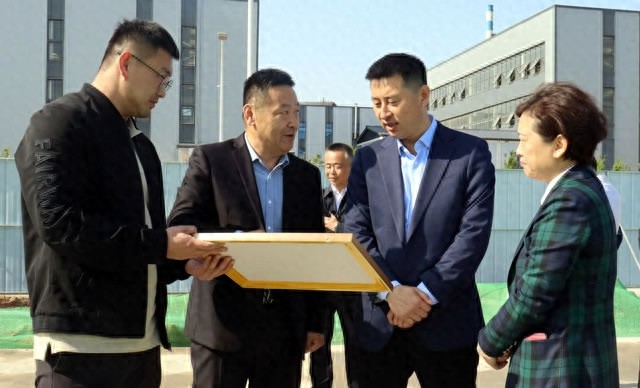 冯炳涛调研重点项目：如何以项目建设提质增效推动经济社会高质量发展？