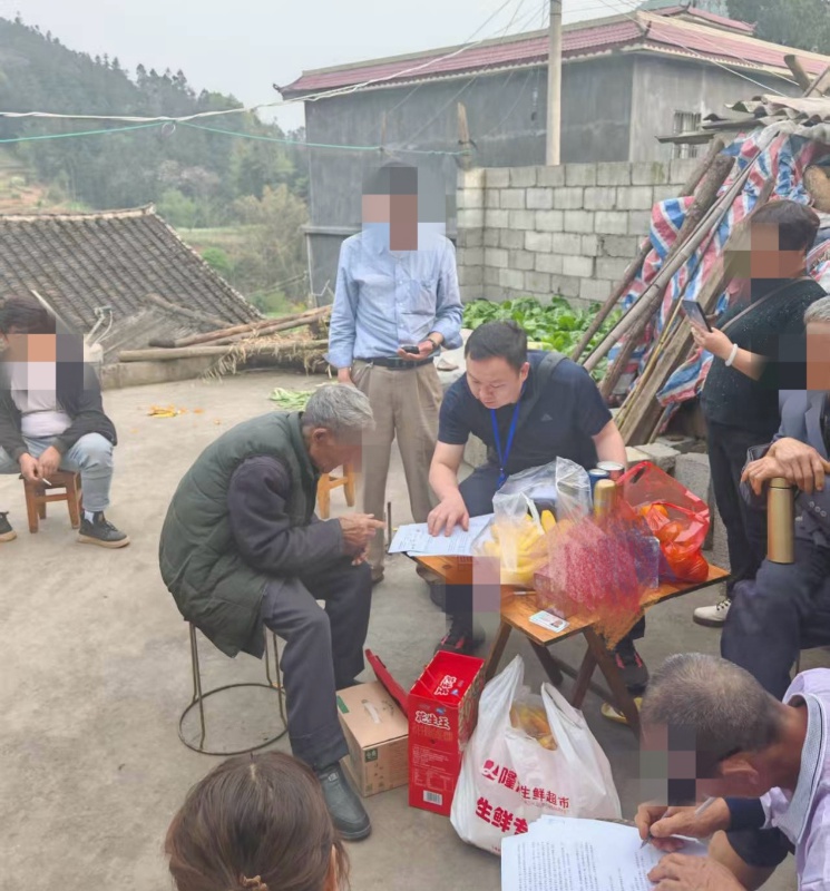 84岁老人行动不便，公证处竟跨越400公里上门服务！这份温暖你感受到了吗？  第2张