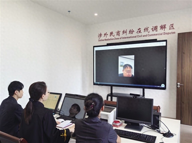 曾经的恩爱夫妻为何走到这一步？刘法官一揽子化解涉外离婚纠纷，让父母永远是孩子的爸妈