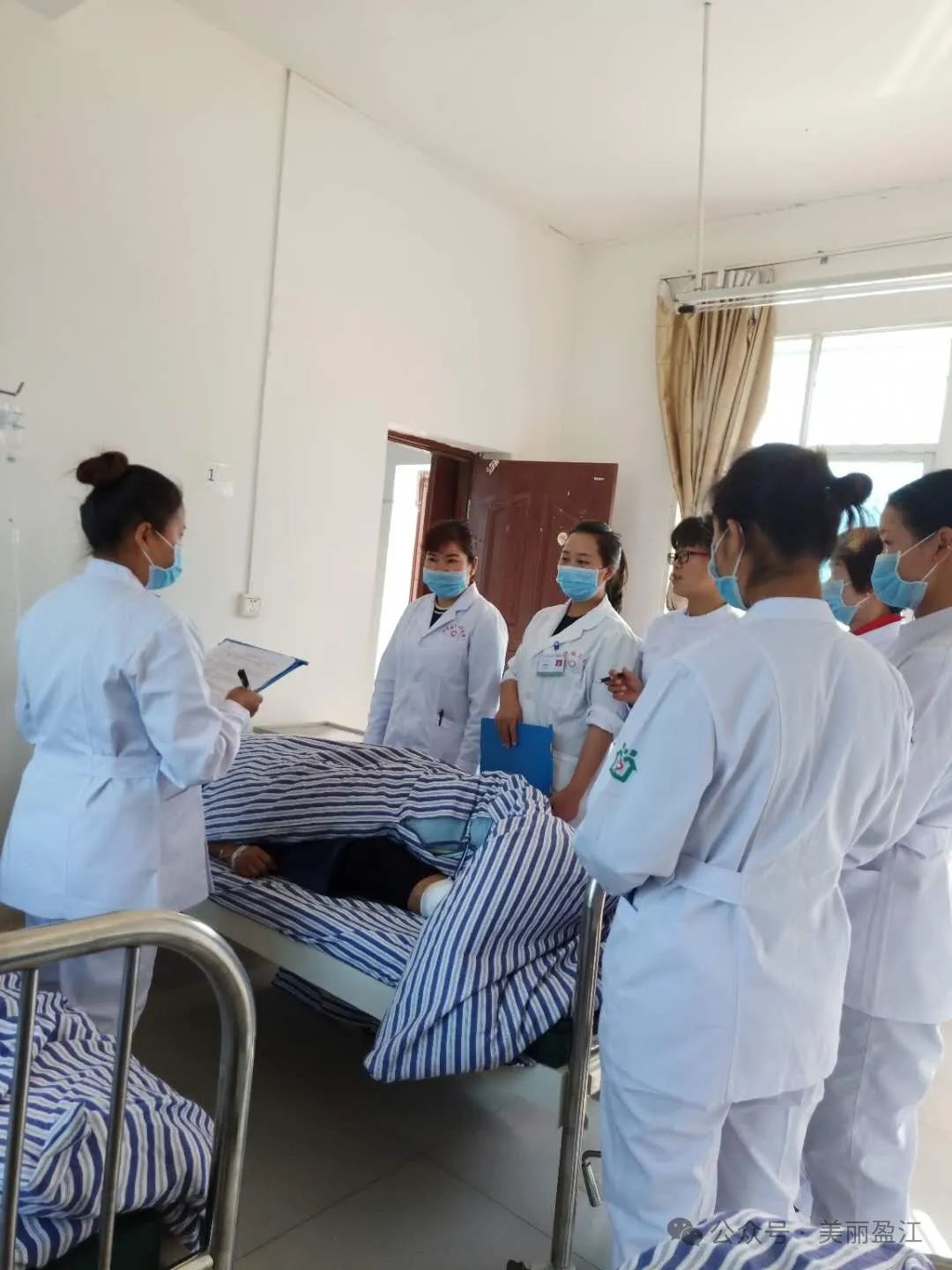 30年扎根基层!这位傣族女医生如何用平凡书写不凡人生? 第3张 30年扎根基层!这位傣族女医生如何用平凡书写不凡人生? 第3张