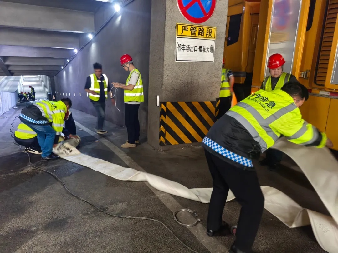 长沙突发强降雨致地下通道积水！应急演练如何保障市民安全？