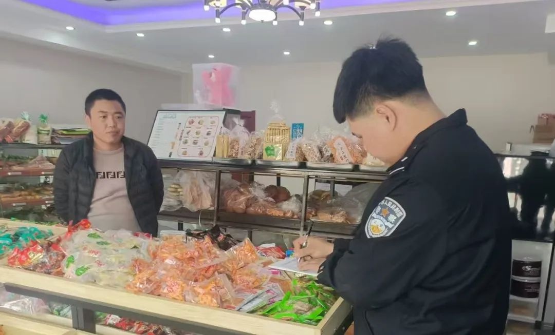 扶余市公安局如何用敲门行动筑牢基层治理防线？暖心走访化解矛盾，平安不出事  第1张