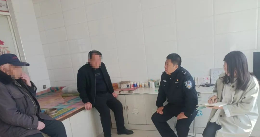 扶余市公安局如何用敲门行动筑牢基层治理防线？暖心走访化解矛盾，平安不出事  第3张
