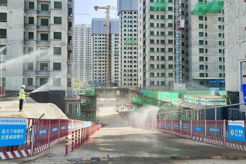 传统工地尘土飞扬，这个项目为何不见裸土？  第2张