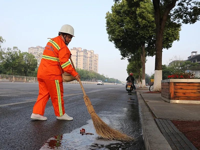 德阳母亲24小时坚守岗位！她们的十二时辰故事有多动人？  第3张