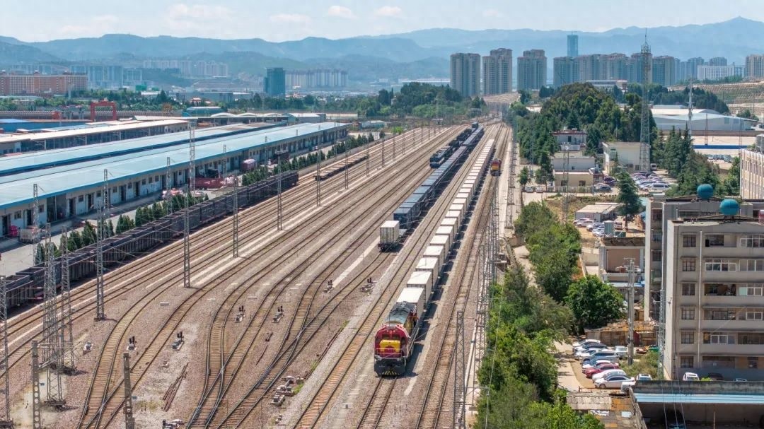 5月东南亚榴莲大量上市，澜湄快线如何保障运输畅通无阻？