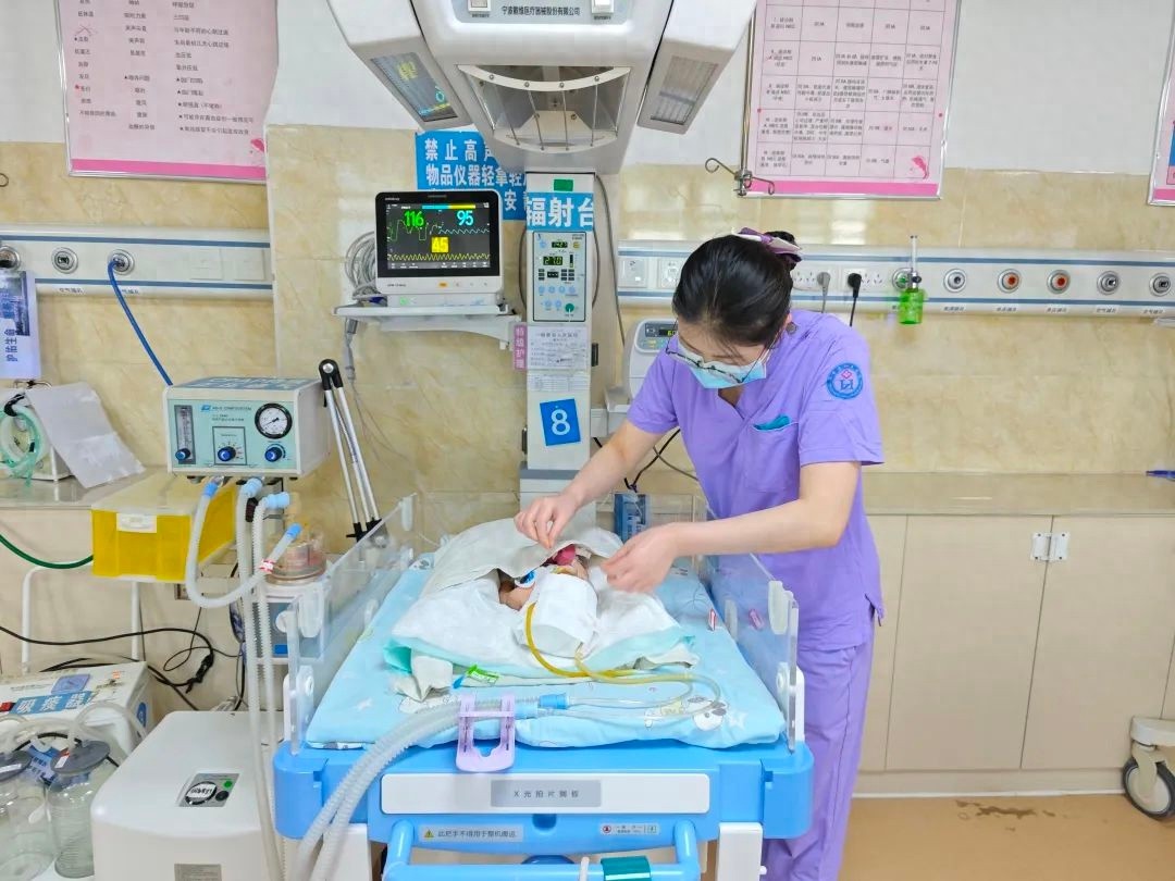 七年如一日守护新生儿健康！周训群的责任与担当有多感人？
