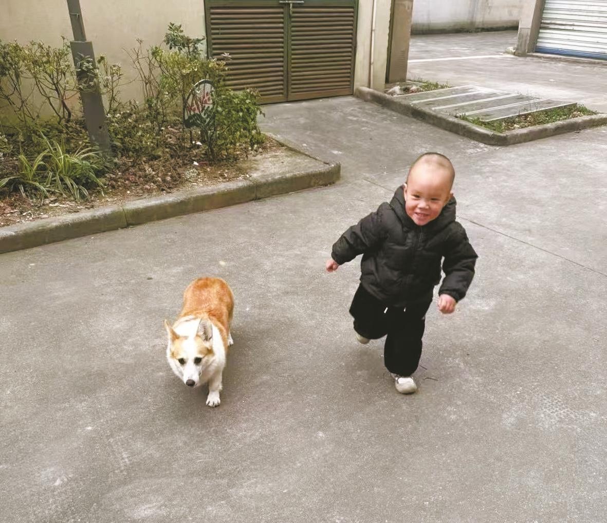 孩子 17 个月就能精准选玩具？这位妈妈的育儿经太绝了  第2张