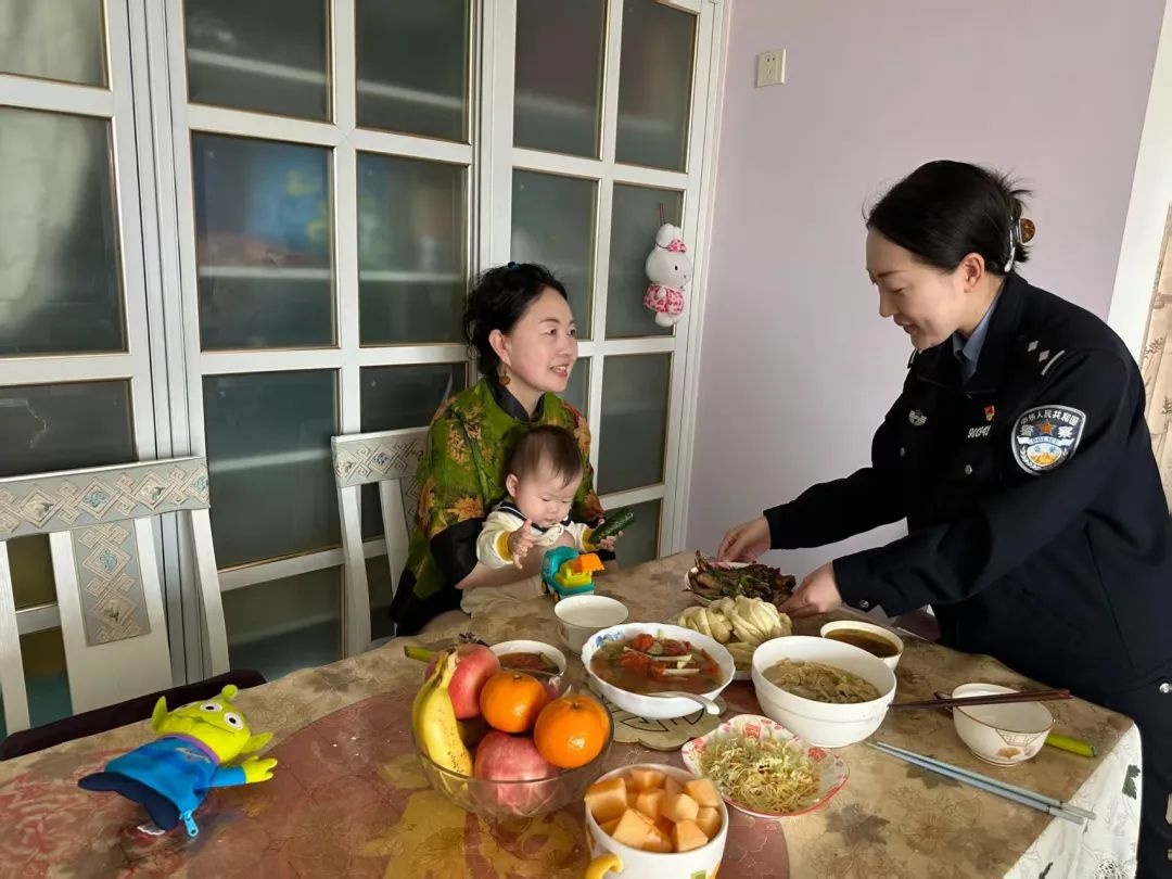 警察妈妈与女警子女，双重角色下的坚守与奉献？你了解多少  第5张