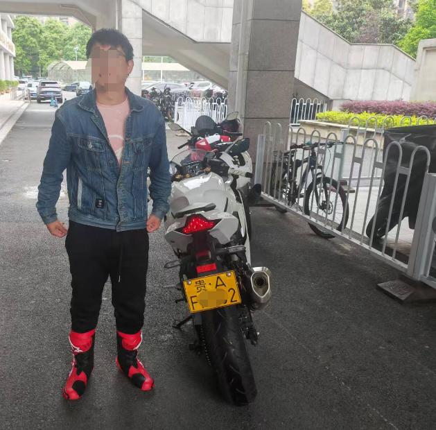 五一前后贵阳交警精准打击飙车炸街，你还敢肆意妄为？  第4张