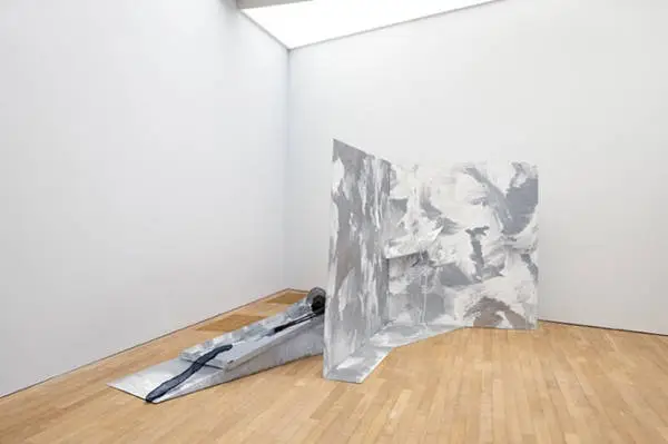 废弃物件还能孕育新生命？胡晓媛香港展览揭开惊人真相  第2张