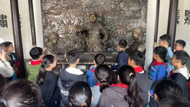千年古镇龙岗如何用红色文旅+沉浸式体验惊艳长三角？