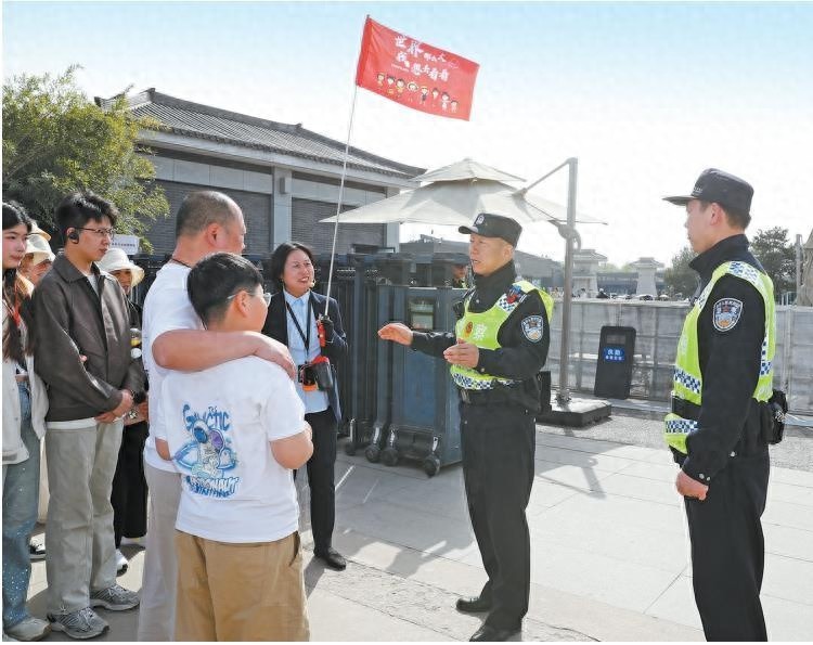 清明假期西安临潼交警全员上岗，你的出行安全他们守护了吗？