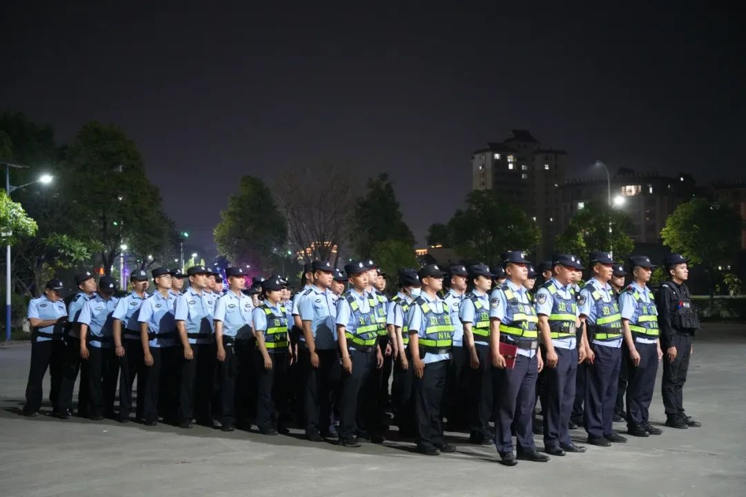 盈江警方深夜突袭娱乐场所，为何如此严厉？背后原因让人  第2张