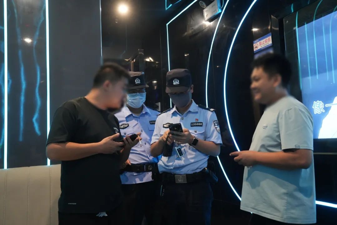盈江警方深夜突袭娱乐场所，为何如此严厉？背后原因让人  第11张