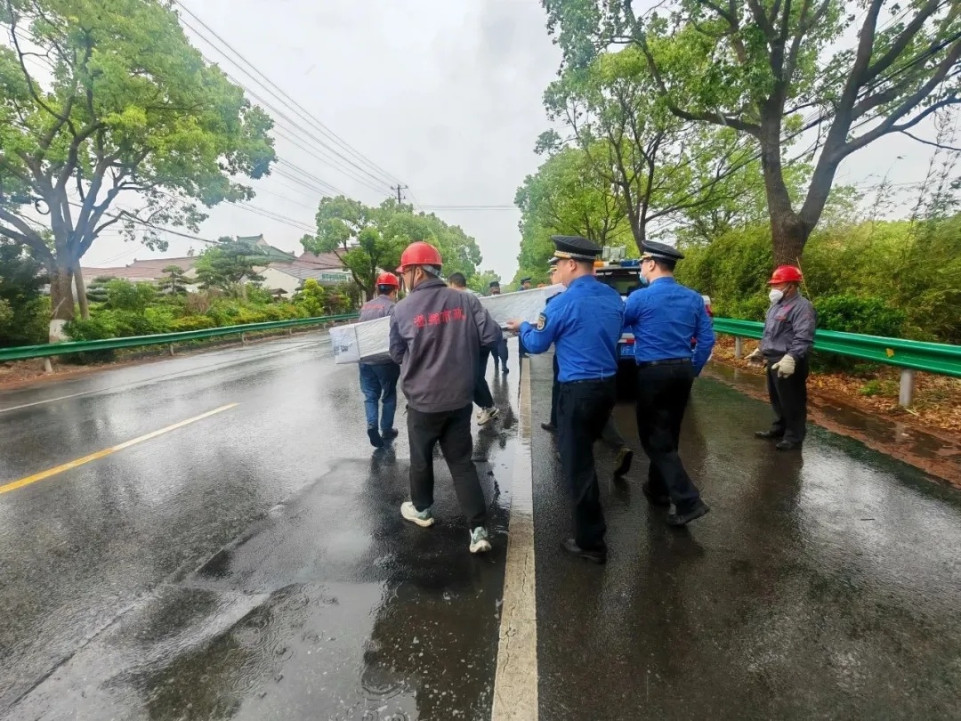 5月8日上海发布大风雷电预警！城管紧急行动为哪般？  第4张