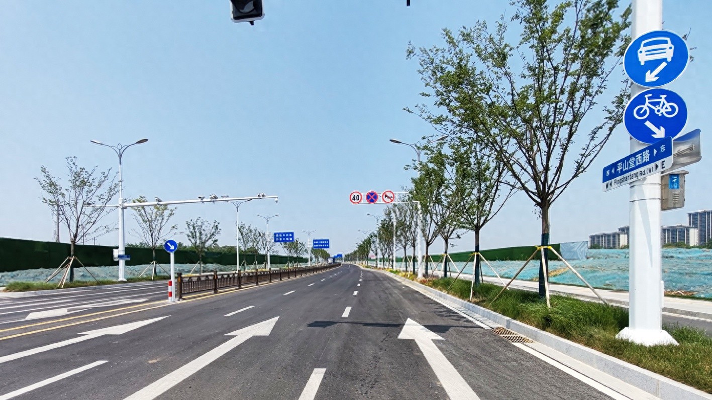 哇塞！平山堂西路西延工程通车，西区惊现海绵大道？