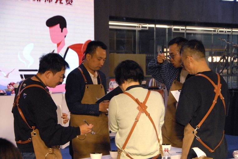 60 位选手巅峰对决！西山区咖啡师竞赛为何如此吸睛？  第3张