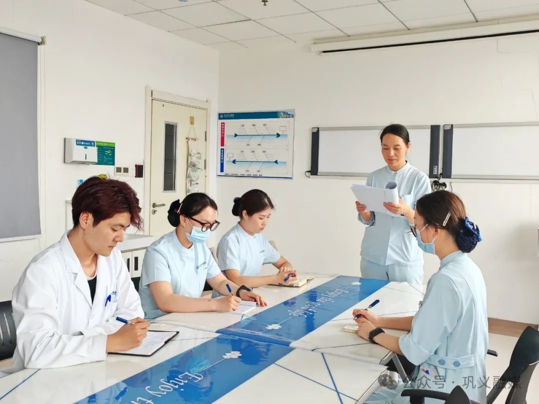 刚柔并济的00后护理组长郑珂欣！国际护士节她如何诠释职业价值？  第4张