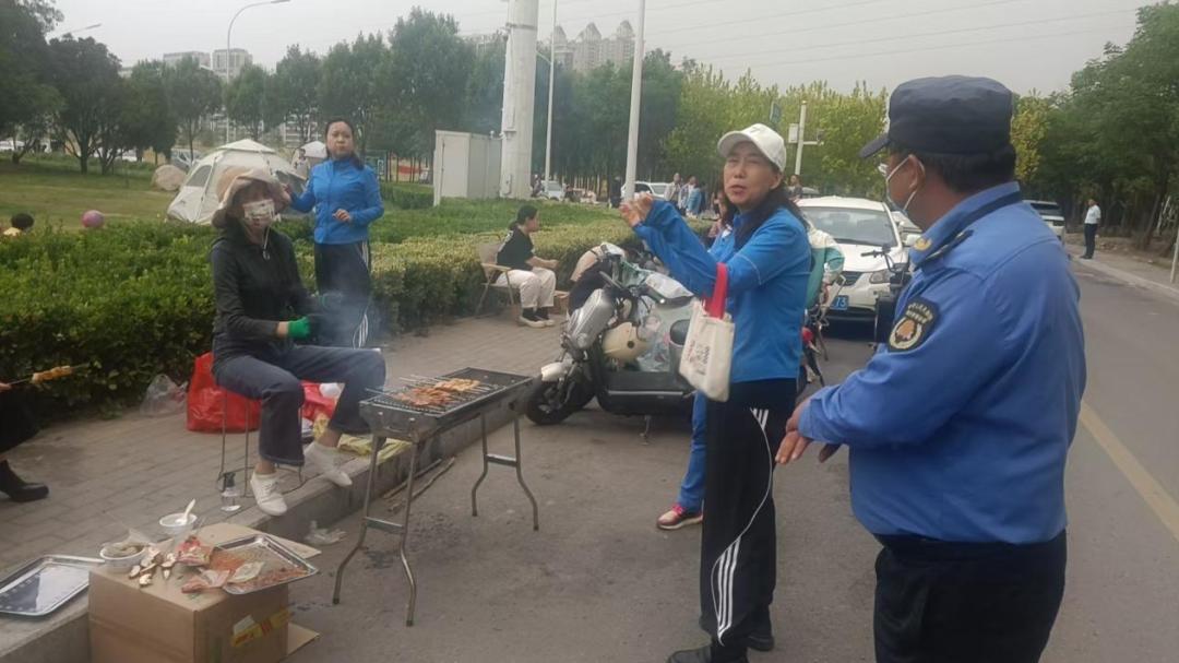 城市管理局永明执法中队整治迎宾公园烧烤问题，成效几何？  第2张