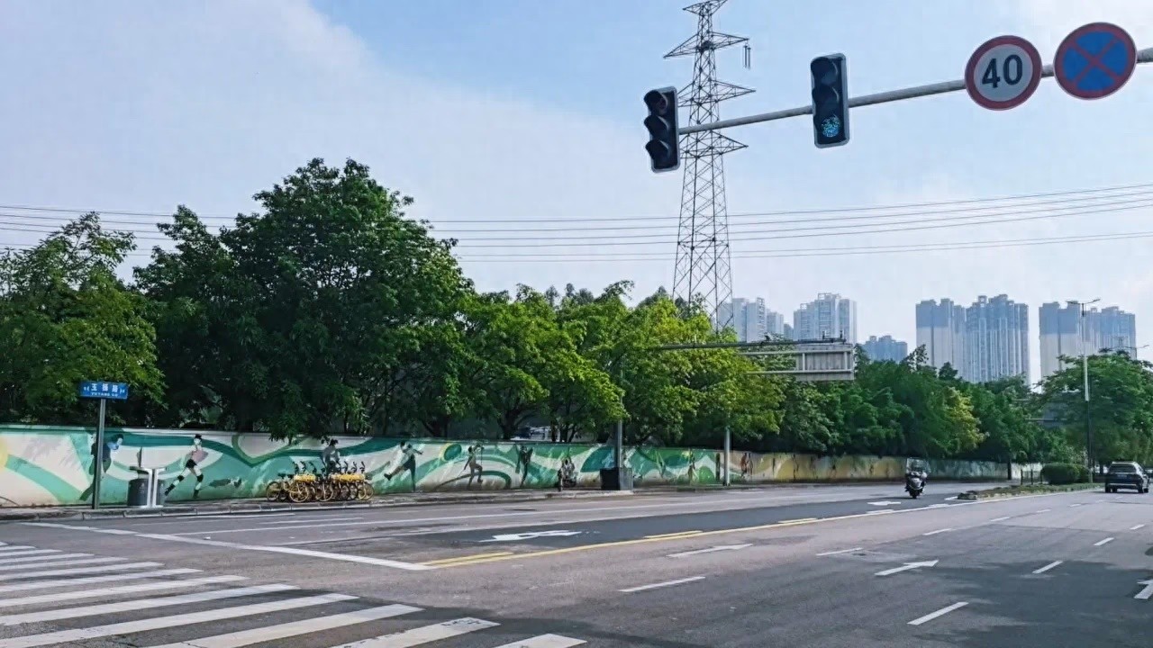 成都龙泉驿区这些易拥堵路口改造完成！出行顺畅不再等红绿灯？