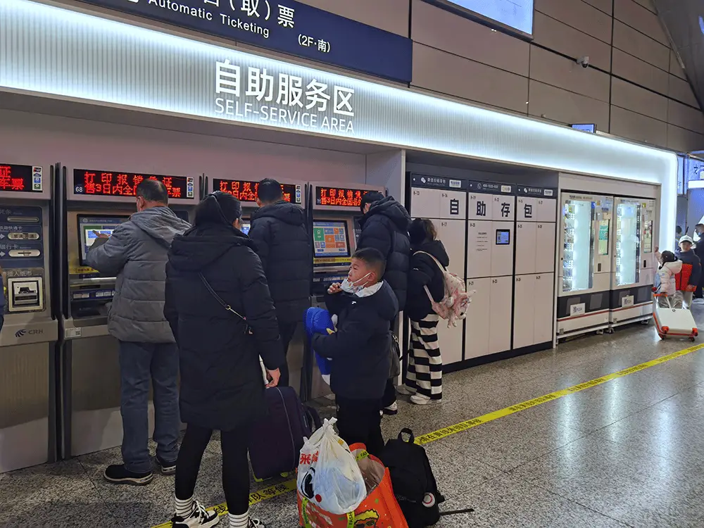 2025年春运上海站将创历史新高！日均发送旅客超40万人次，你准备好了吗？  第1张