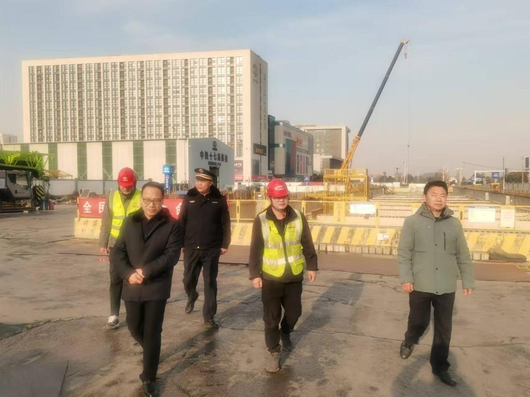 铜山区城管局如何为两会打造完美市容？这些措施你绝对想不到  第2张