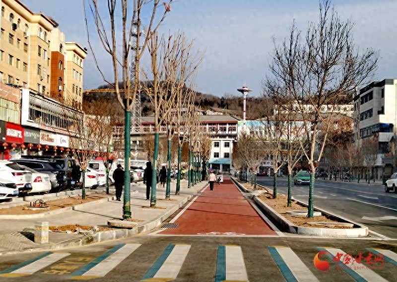 灵台县街道改造惊艳众人！你见过这样的春节集市吗？