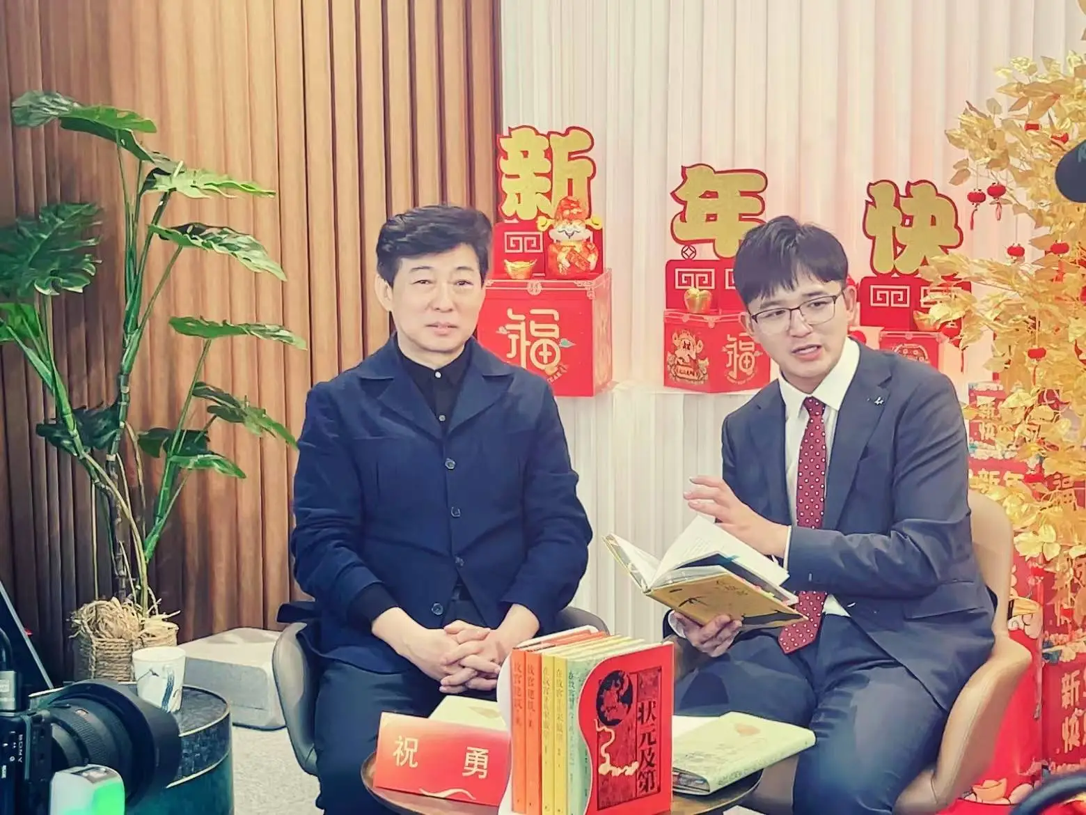 故宫千年秘密大揭秘！祝勇新作带你走进宋徽宗与清明上河图的微观世界