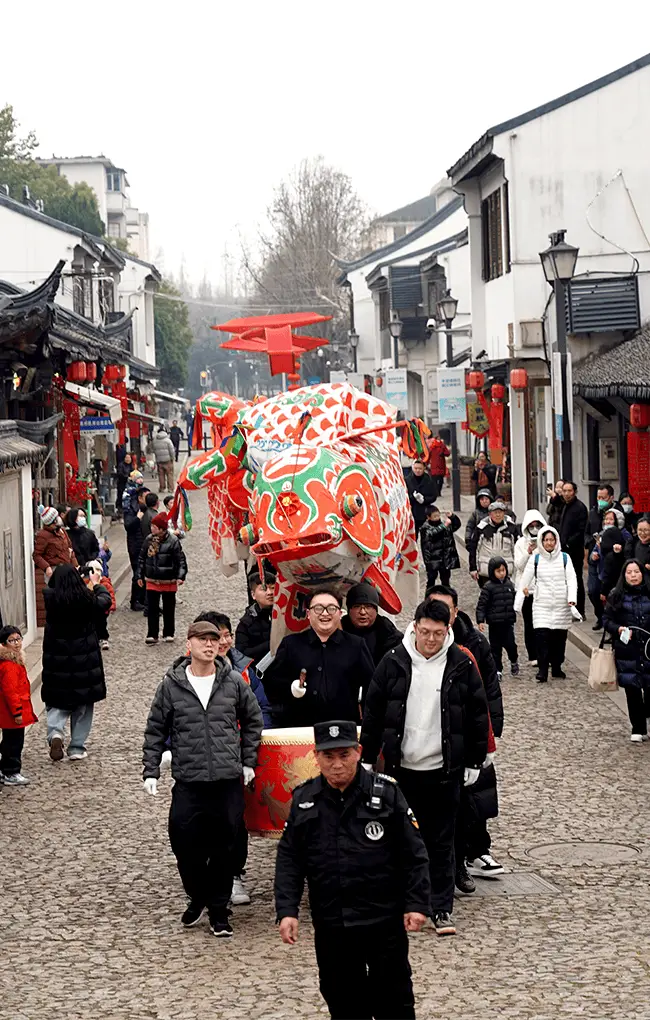 魔都元宵盛宴!金龙飞舞、汉服巡游,你体验过这样的春节压轴大戏吗? 第5张 魔都元宵盛宴!金龙飞舞、汉服巡游,你体验过这样的春节压轴大戏吗? 第5张