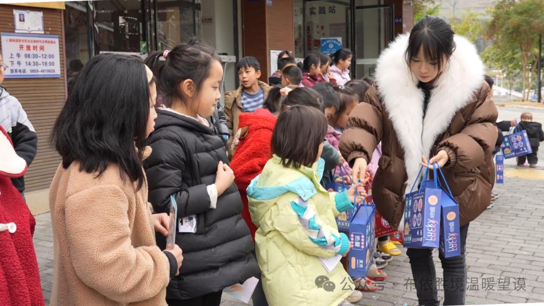爱心妈妈温暖守护，新市民儿童的未来将因她们而改变  第2张