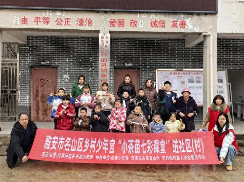 巧手做花灯，童心迎元宵！孩子们如何用创意点亮传统文化？