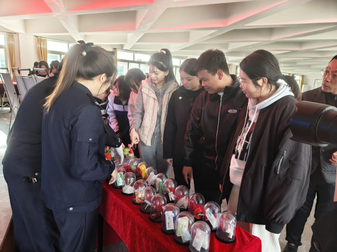 开学第一课:如何让青少年远离毒品,守护他们的未来? 第4张 开学第一课:如何让青少年远离毒品,守护他们的未来? 第4张